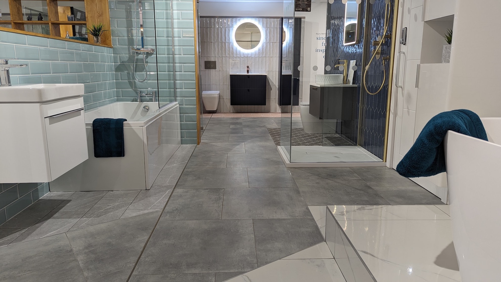 display_images/showroom-metro-modern-bathroom.jpg